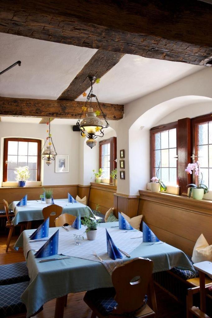 Landhaus Zum Falken Tauberzell Dış mekan fotoğraf